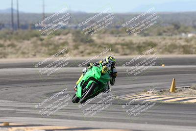 media/Jan-15-2026-Racers Edge (Thu) [[dfebeb70ab]]/3-B Group/Session 2 (Turn 11)/